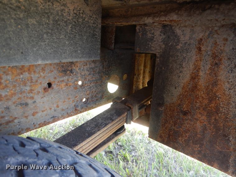 image for item FI9045 2010 Chevrolet Silverado 2500HD  utility bed pickup truck