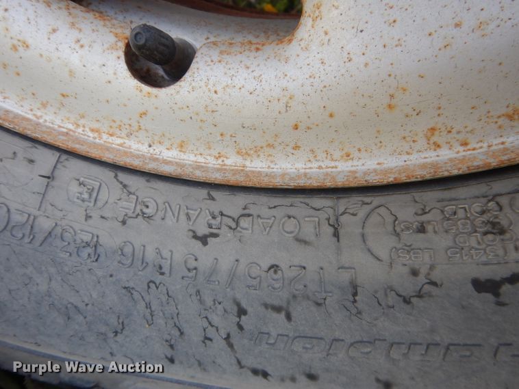 image for item FI9045 2010 Chevrolet Silverado 2500HD  utility bed pickup truck