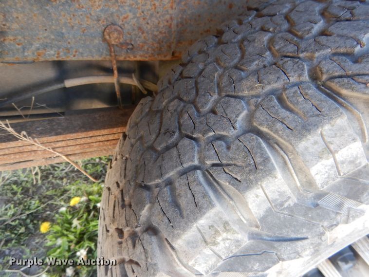 image for item FI9045 2010 Chevrolet Silverado 2500HD  utility bed pickup truck