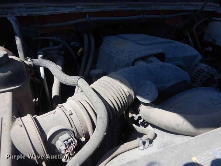 image for item FI9046 2008 Chevrolet Silverado 2500HD  utility bed pickup truck