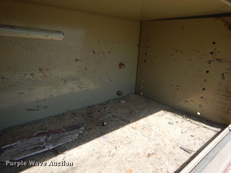 image for item FI9046 2008 Chevrolet Silverado 2500HD  utility bed pickup truck