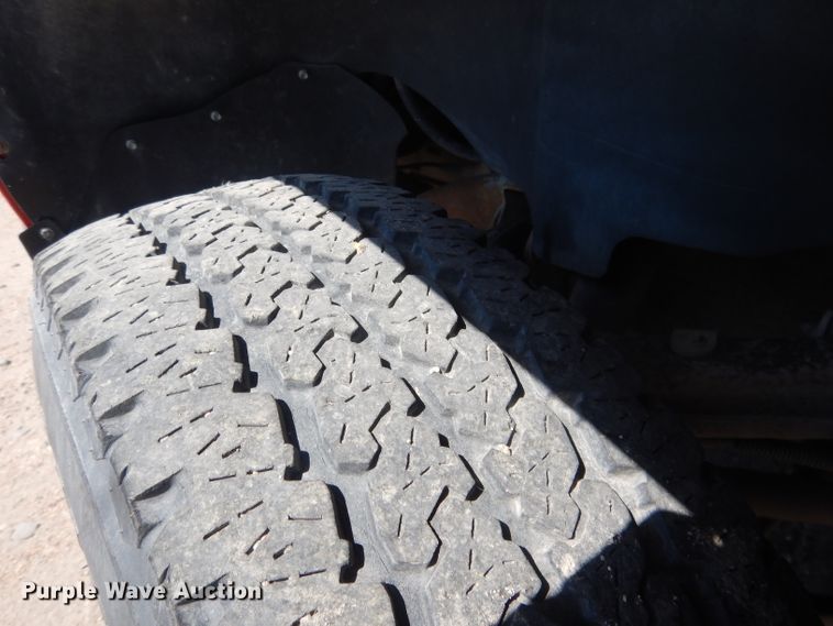 image for item FI9046 2008 Chevrolet Silverado 2500HD  utility bed pickup truck