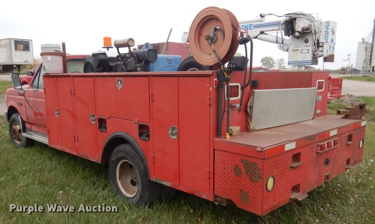image for item FI9048 1995 Ford F450 Super Duty  utility / service truck