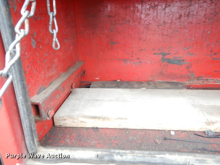 image for item FI9048 1995 Ford F450 Super Duty  utility / service truck