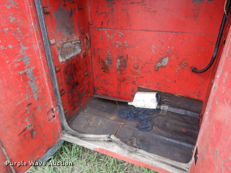 image for item FI9048 1995 Ford F450 Super Duty  utility / service truck