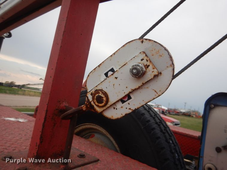 image for item FI9048 1995 Ford F450 Super Duty  utility / service truck