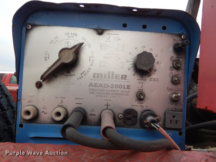 image for item FI9048 1995 Ford F450 Super Duty  utility / service truck