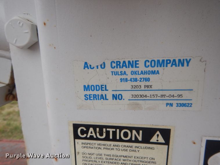 image for item FI9048 1995 Ford F450 Super Duty  utility / service truck