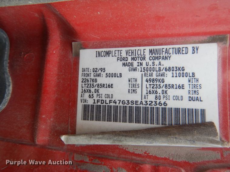 image for item FI9048 1995 Ford F450 Super Duty  utility / service truck