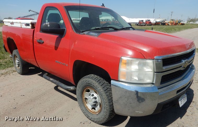 image for item FI9049 2007 Chevrolet Silverado 2500HD  pickup truck