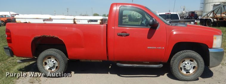 image for item FI9049 2007 Chevrolet Silverado 2500HD  pickup truck