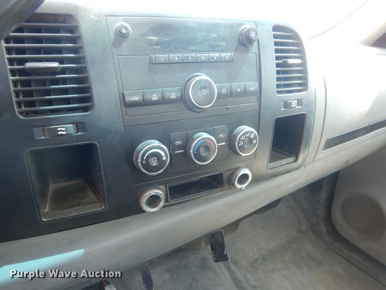 image for item FI9049 2007 Chevrolet Silverado 2500HD  pickup truck