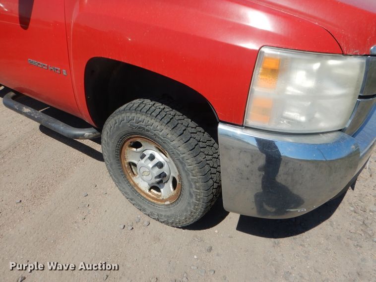 image for item FI9049 2007 Chevrolet Silverado 2500HD  pickup truck