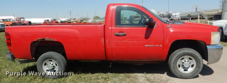 image for item FI9050 2009 Chevrolet Silverado 2500HD  pickup truck