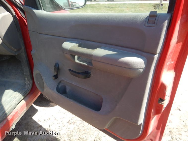 image for item FI9050 2009 Chevrolet Silverado 2500HD  pickup truck