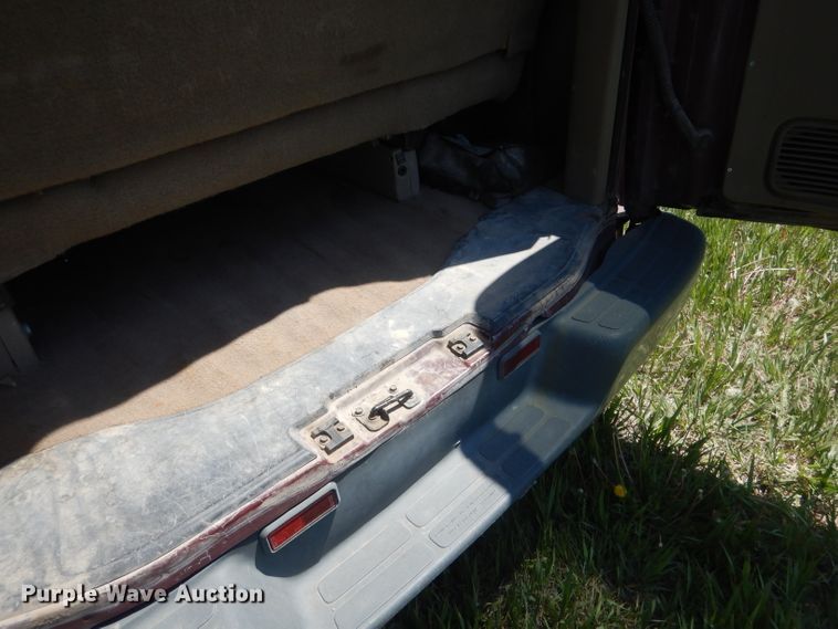 image for item FI9052 1999 Chevrolet Express 3500  van