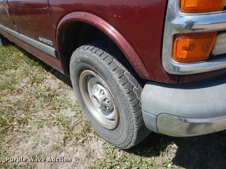image for item FI9052 1999 Chevrolet Express 3500  van