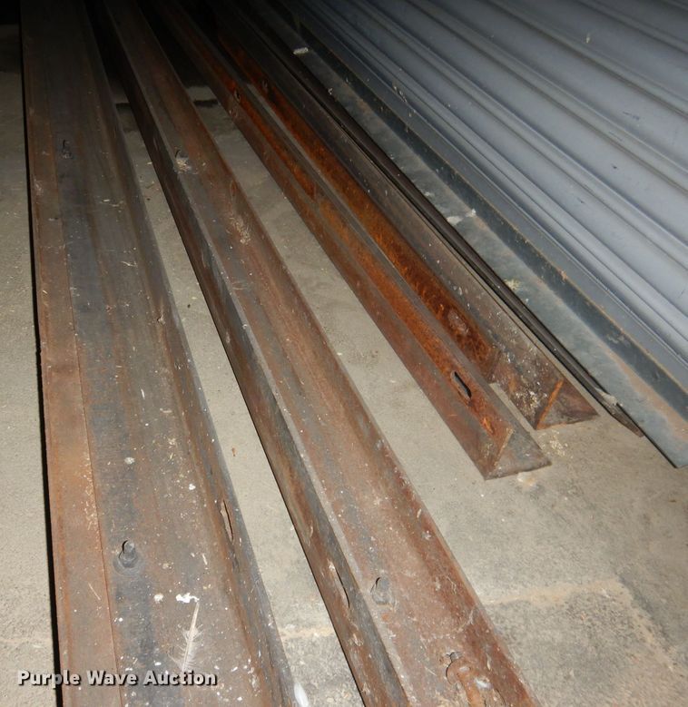 image for item FI9071 Steel roll up garage door