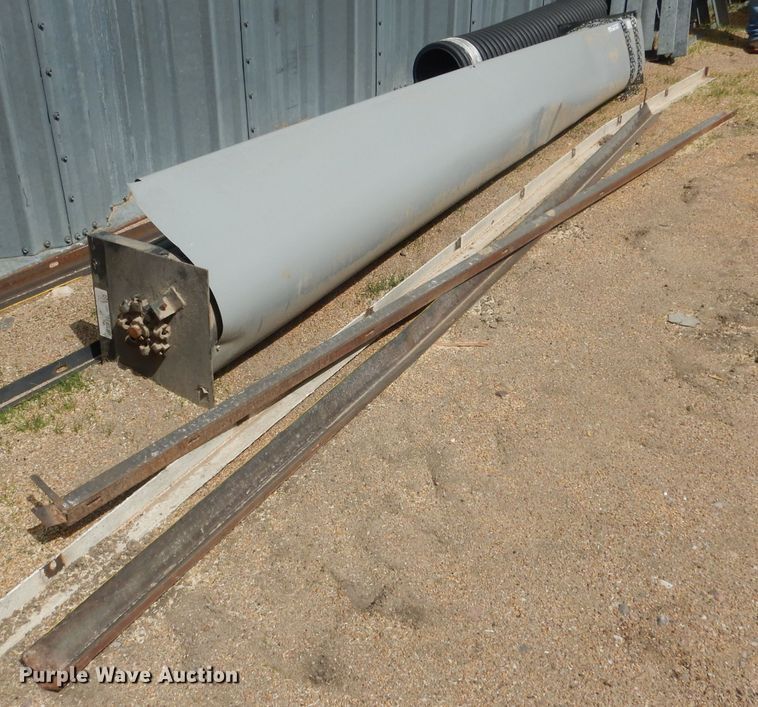 image for item FI9072 Steel roll up garage door