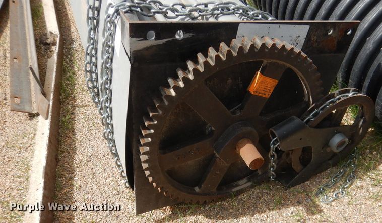 image for item FI9072 Steel roll up garage door