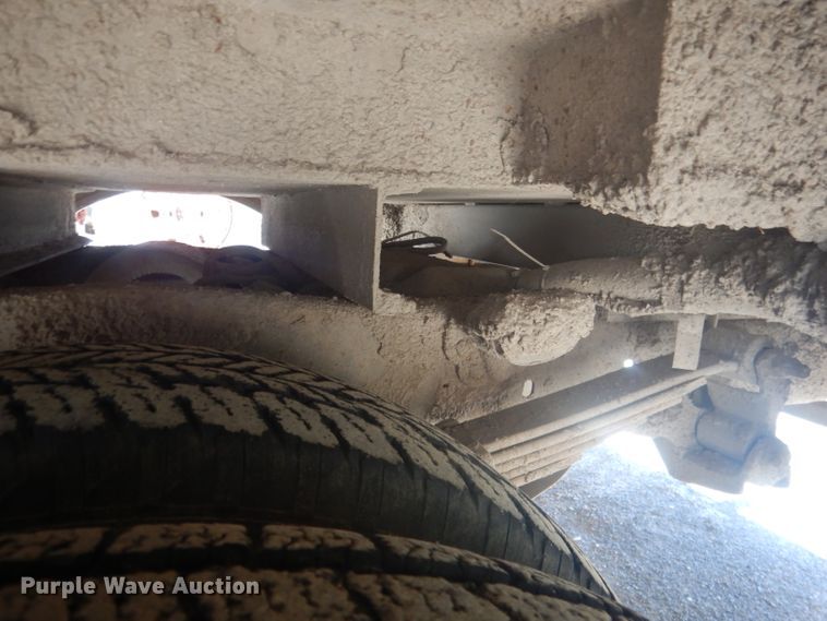 image for item FI9098 1989 Ford F450 Super Duty  utility / service truck