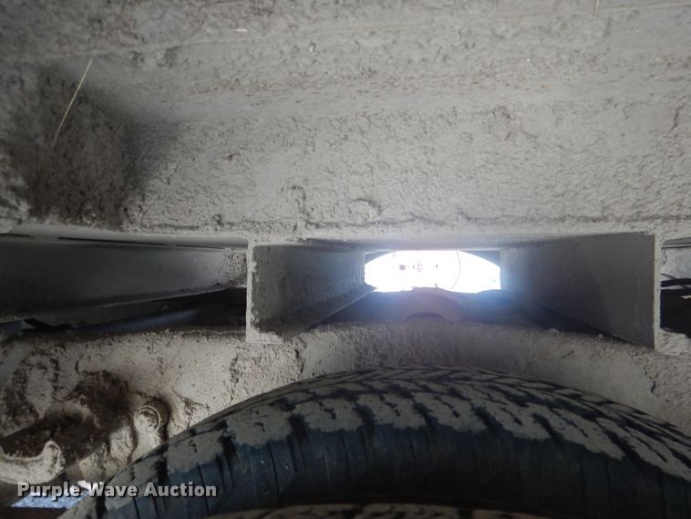 image for item FI9098 1989 Ford F450 Super Duty  utility / service truck