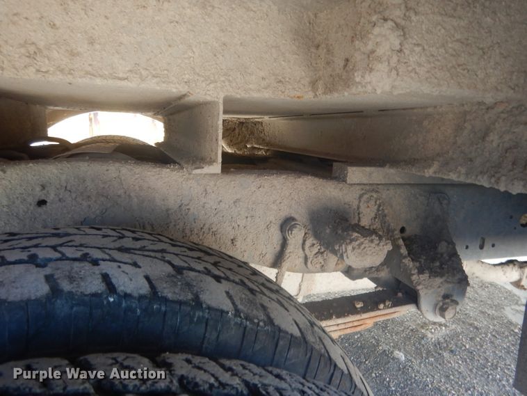 image for item FI9098 1989 Ford F450 Super Duty  utility / service truck