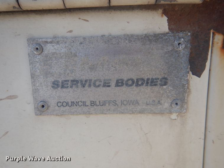 image for item FI9098 1989 Ford F450 Super Duty  utility / service truck