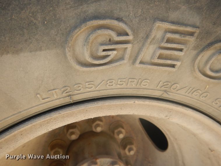 image for item FI9098 1989 Ford F450 Super Duty  utility / service truck