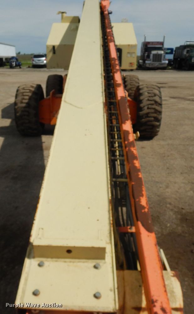 image for item FR9812 1997 JLG 80HX  boom lift