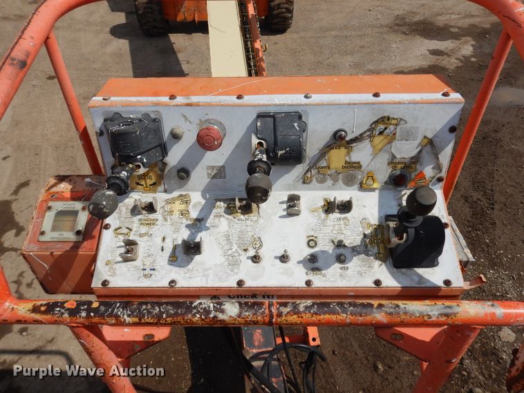 image for item FR9812 1997 JLG 80HX  boom lift