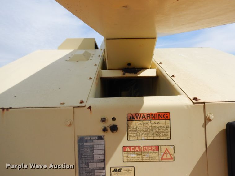 image for item FR9812 1997 JLG 80HX  boom lift