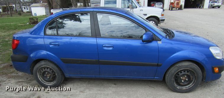 image for item GC9875 2009 Kia Rio