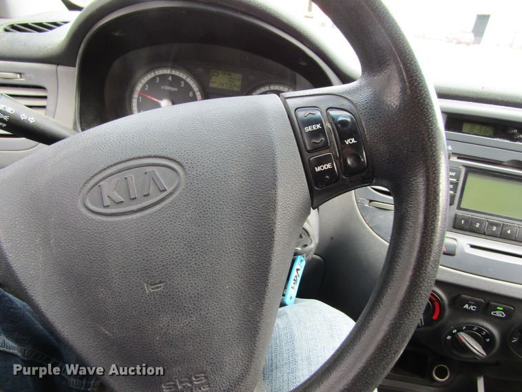 image for item GC9875 2009 Kia Rio
