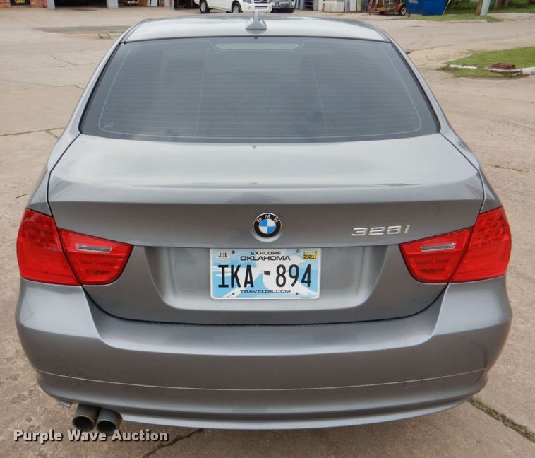 image for item HC9302 2009 BMW 328i