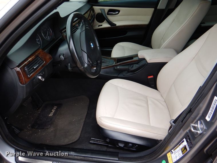 image for item HC9302 2009 BMW 328i