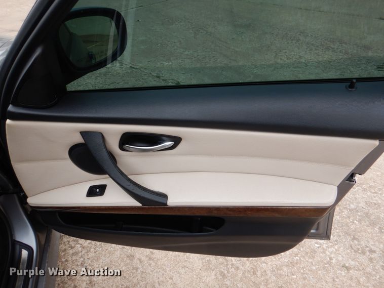 image for item HC9302 2009 BMW 328i