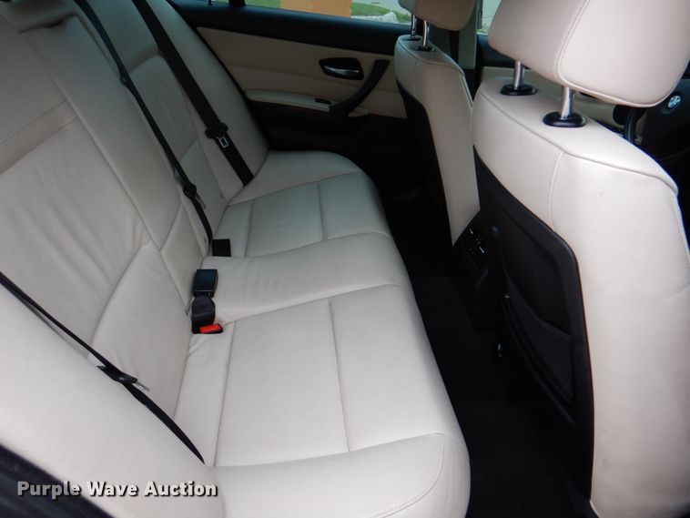 image for item HC9302 2009 BMW 328i