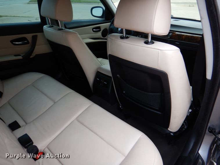 image for item HC9302 2009 BMW 328i