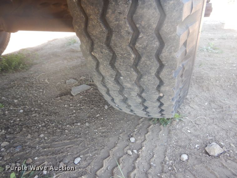 image for item HE9737 1960 Chevrolet Viking 60  grain truck