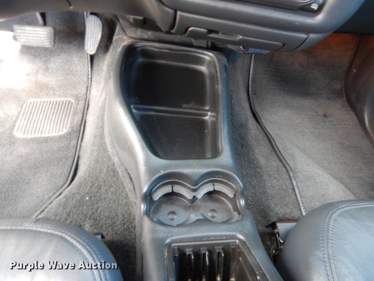 image for item HG9730 2003 Chevrolet S10  Crew Cab pickup truck