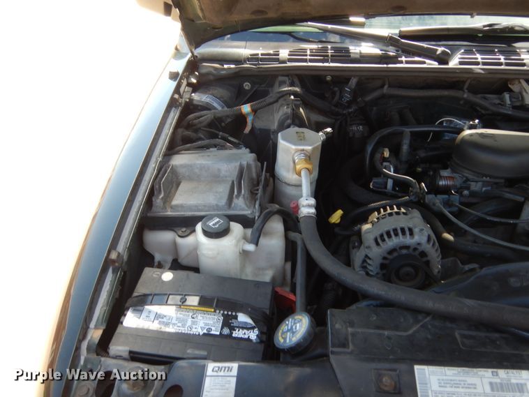 image for item HG9730 2003 Chevrolet S10  Crew Cab pickup truck