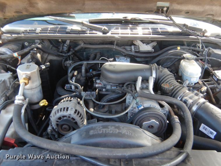 image for item HG9730 2003 Chevrolet S10  Crew Cab pickup truck