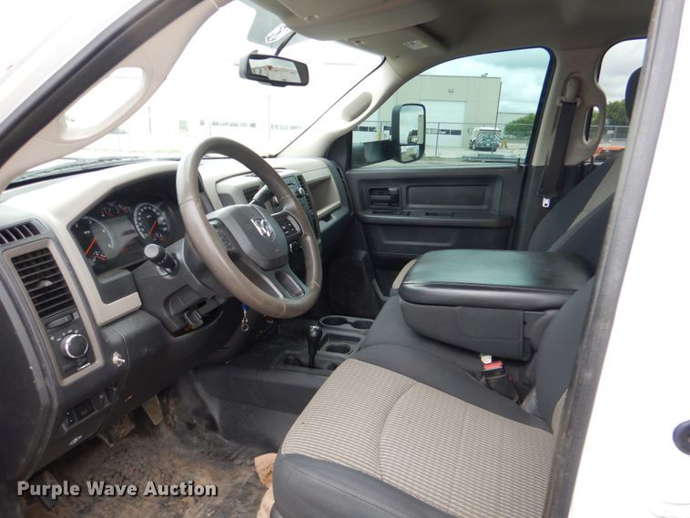 image for item HL9492 2012 Dodge Ram 5500  Crew Cab flatbed truck