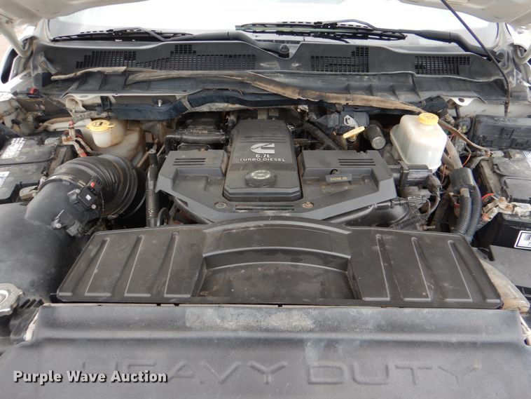 image for item HL9492 2012 Dodge Ram 5500  Crew Cab flatbed truck