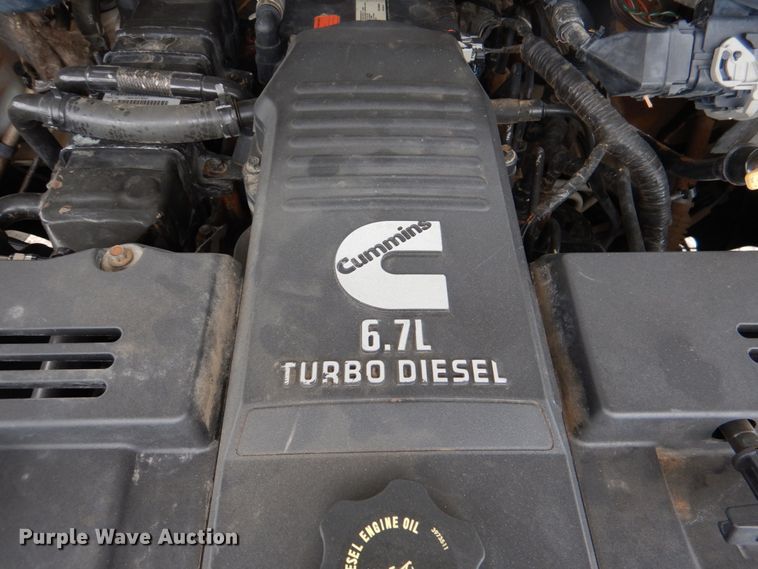 image for item HL9492 2012 Dodge Ram 5500  Crew Cab flatbed truck