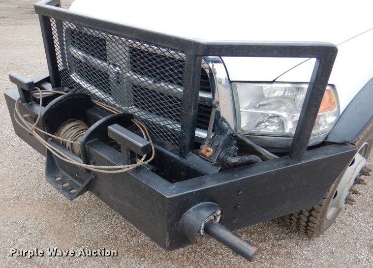 image for item HL9492 2012 Dodge Ram 5500  Crew Cab flatbed truck