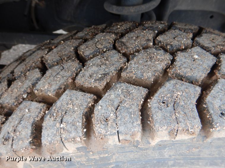 image for item HL9492 2012 Dodge Ram 5500  Crew Cab flatbed truck