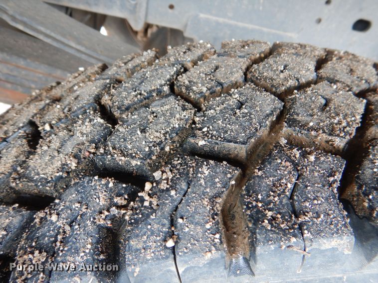 image for item HL9492 2012 Dodge Ram 5500  Crew Cab flatbed truck