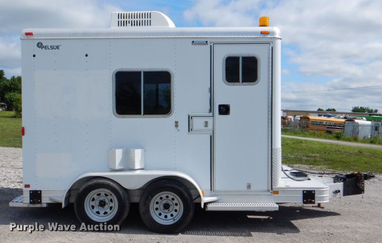 image for item HT9275 1999 Featherlite I627  office trailer